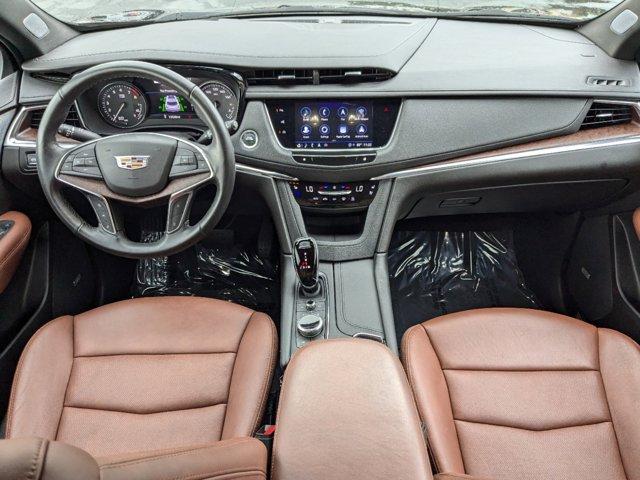 used 2023 Cadillac XT5 car, priced at $43,995