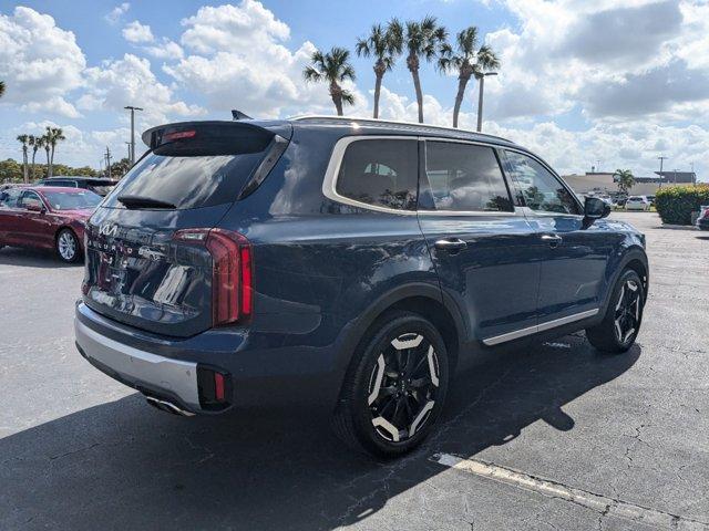 used 2024 Kia Telluride car, priced at $37,995