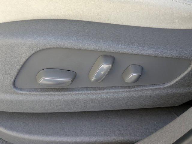 used 2022 Cadillac XT5 car, priced at $36,995