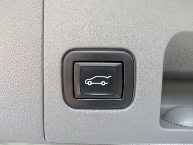 used 2022 Cadillac XT5 car, priced at $36,995