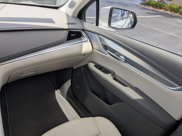 used 2023 Cadillac XT5 car, priced at $41,995