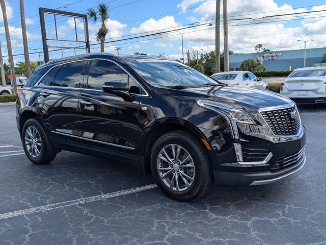 used 2022 Cadillac XT5 car, priced at $39,995