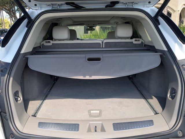 used 2023 Cadillac XT5 car, priced at $38,995