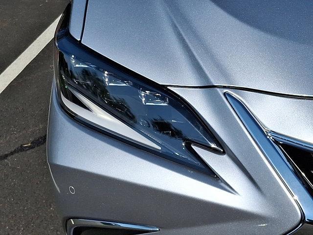 used 2025 Lexus ES 300h car, priced at $47,450
