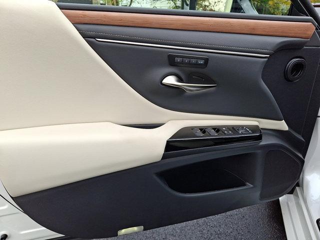 new 2025 Lexus ES 350 car, priced at $50,225