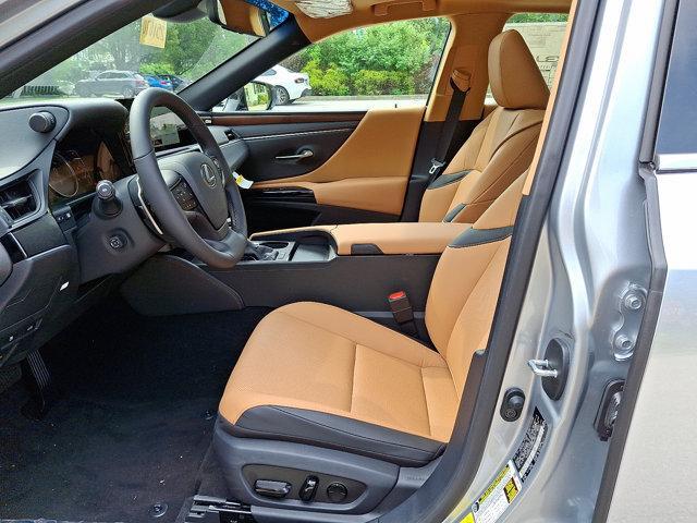 new 2025 Lexus ES 300h car, priced at $49,874