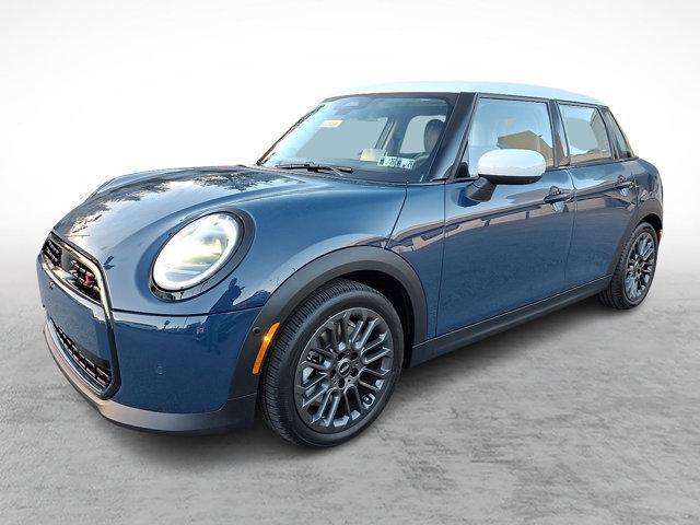 used 2025 MINI Hardtop car, priced at $31,950