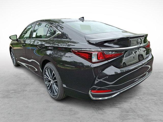 new 2025 Lexus ES 300h car, priced at $50,324