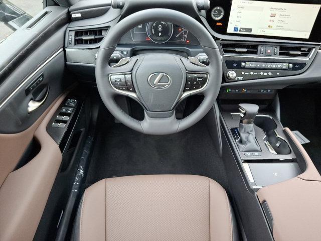 new 2025 Lexus ES 300h car, priced at $50,324