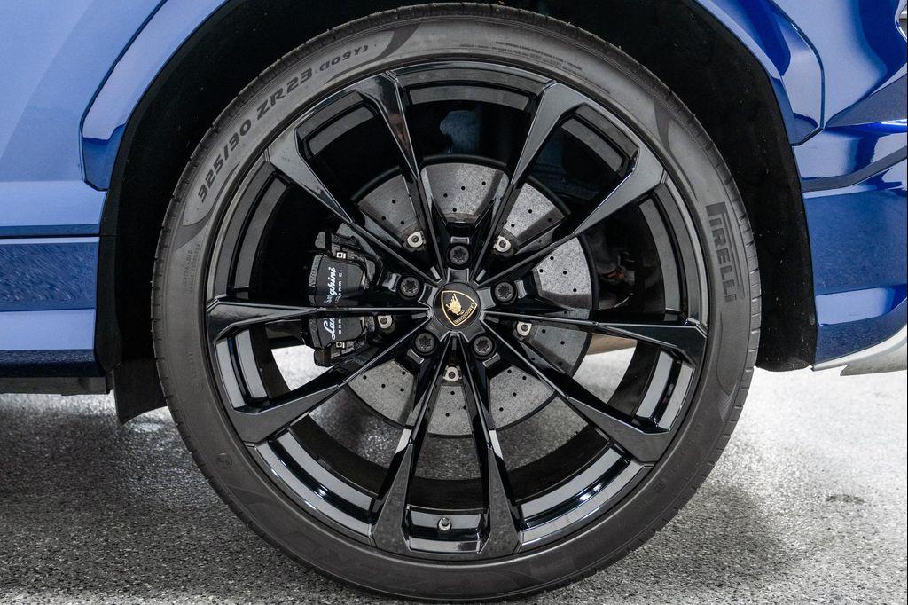 used 2019 Lamborghini Urus car, priced at $183,950