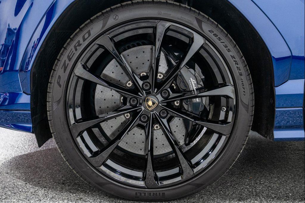 used 2019 Lamborghini Urus car, priced at $183,950