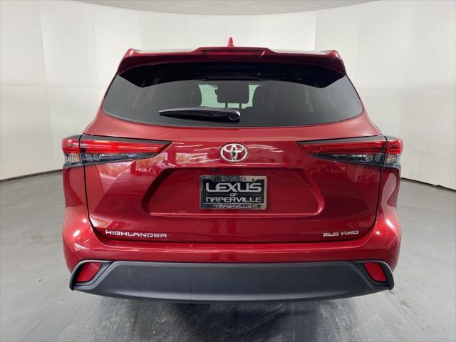 used 2022 Toyota Highlander car, priced at $35,488