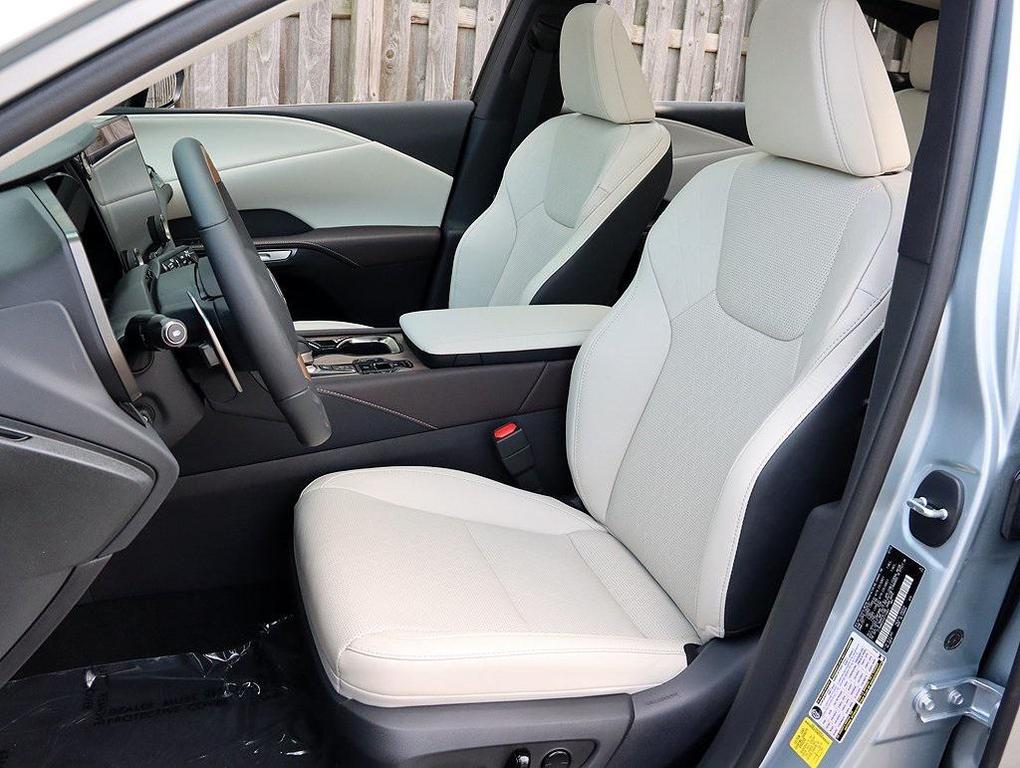 new 2025 Lexus RX 350 car, priced at $61,870