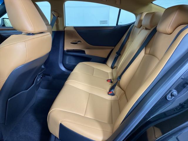 used 2024 Lexus ES 350 car, priced at $44,988