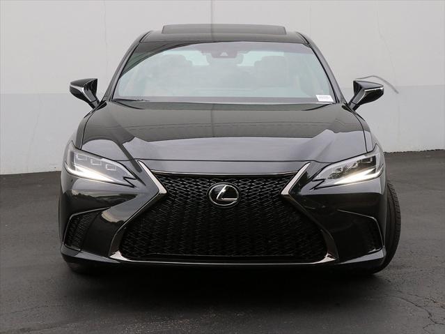 new 2025 Lexus ES 300h car, priced at $50,724