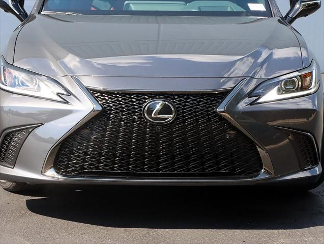 new 2025 Lexus ES 350 car, priced at $54,234