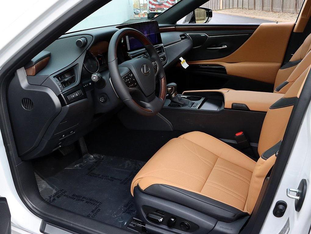 new 2025 Lexus ES 350 car, priced at $54,354