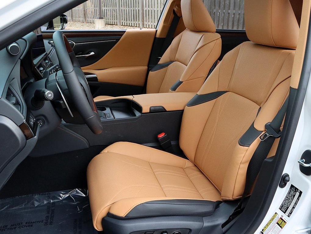 new 2025 Lexus ES 350 car, priced at $54,354