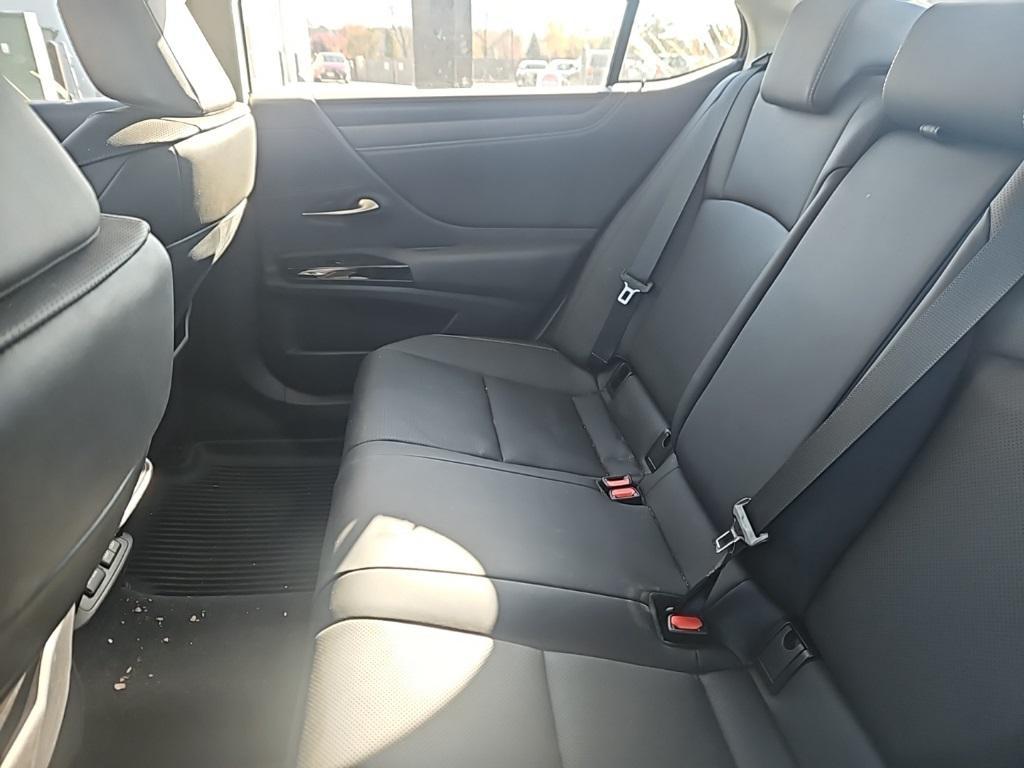 used 2023 Lexus ES 300h car, priced at $42,988