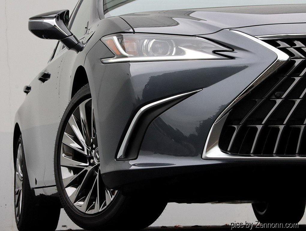 new 2025 Lexus ES 350 car, priced at $52,659