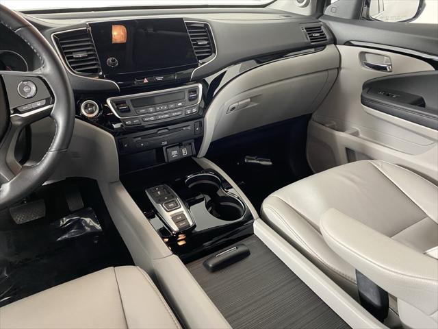 used 2022 Honda Pilot car, priced at $35,988