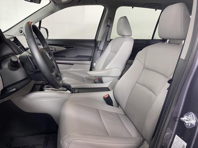 used 2022 Honda Pilot car, priced at $35,988