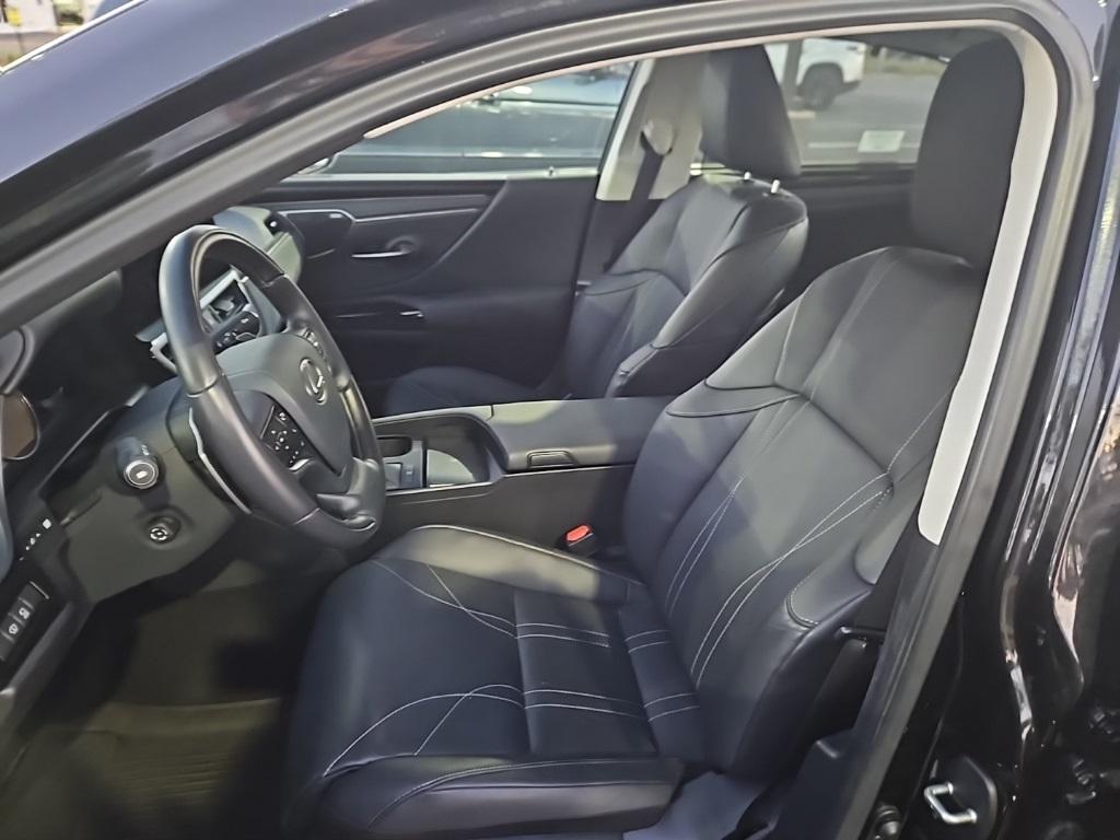 used 2025 Lexus ES 350 car, priced at $51,988