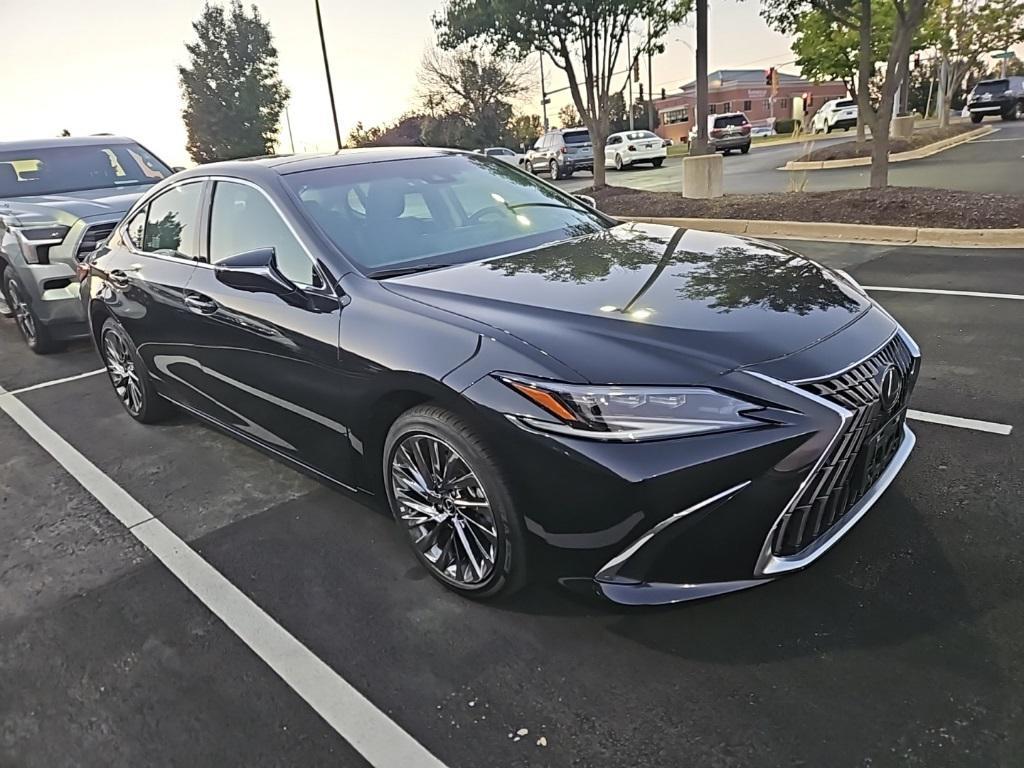 used 2025 Lexus ES 350 car, priced at $51,988
