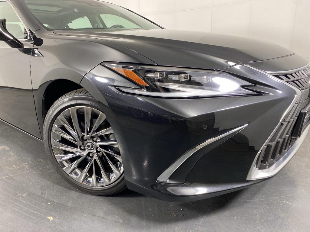 used 2025 Lexus ES 350 car, priced at $49,488