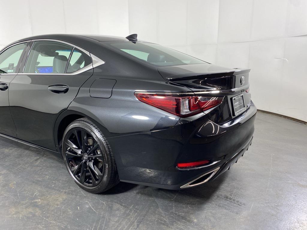 used 2025 Lexus ES 350 car, priced at $50,188