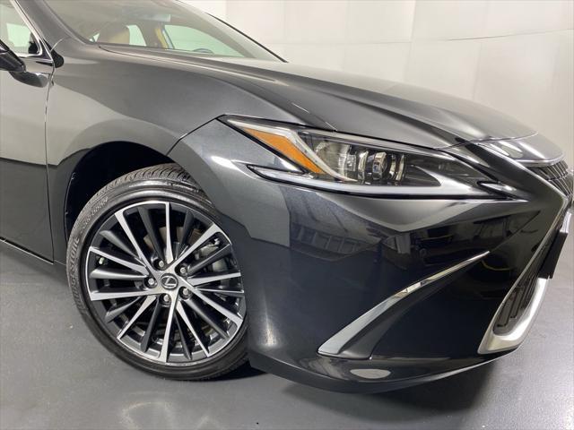 used 2024 Lexus ES 250 car, priced at $40,988