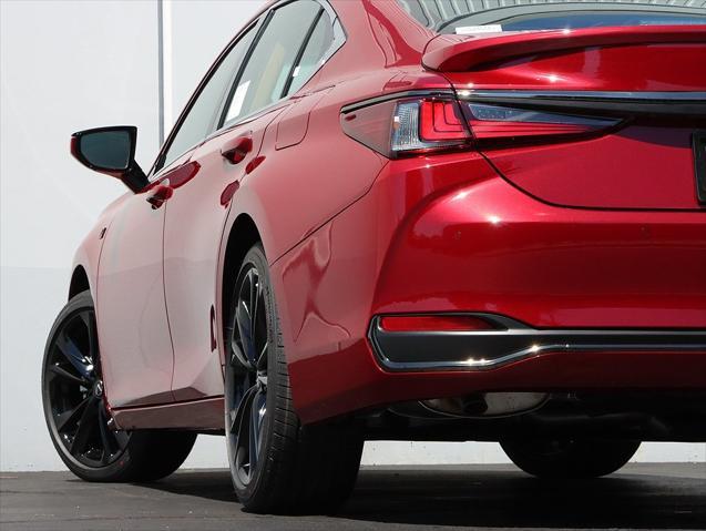 new 2025 Lexus ES 300h car, priced at $50,524