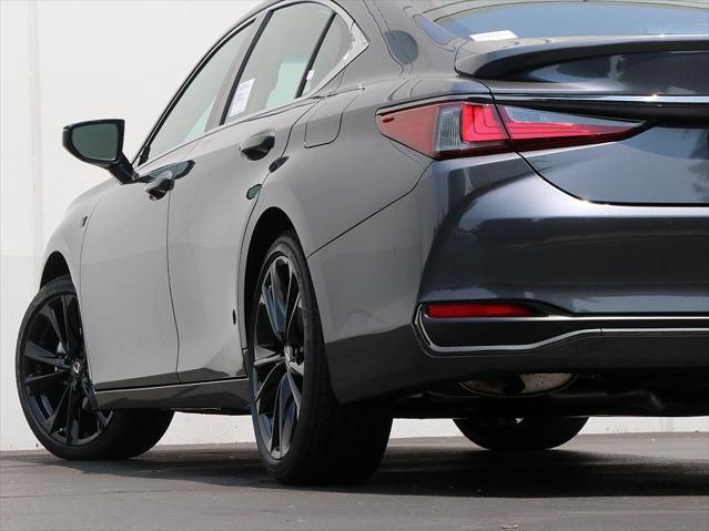 new 2025 Lexus ES 300h car, priced at $50,310