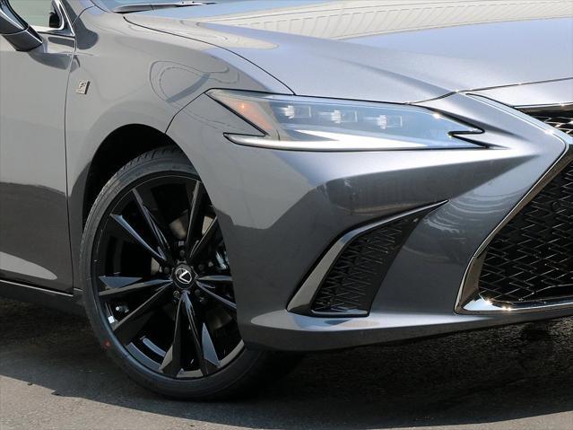 new 2025 Lexus ES 300h car, priced at $50,310