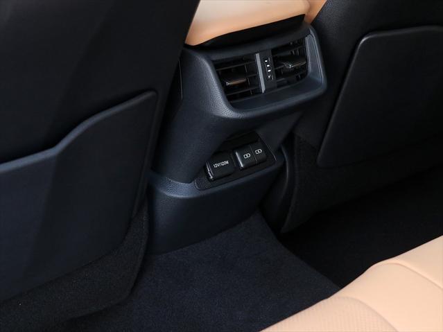 new 2025 Lexus ES 300h car, priced at $50,310