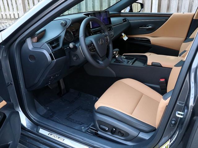 new 2025 Lexus ES 300h car, priced at $50,310