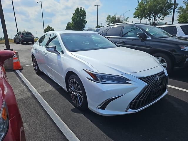 used 2025 Lexus ES 300h car, priced at $52,988