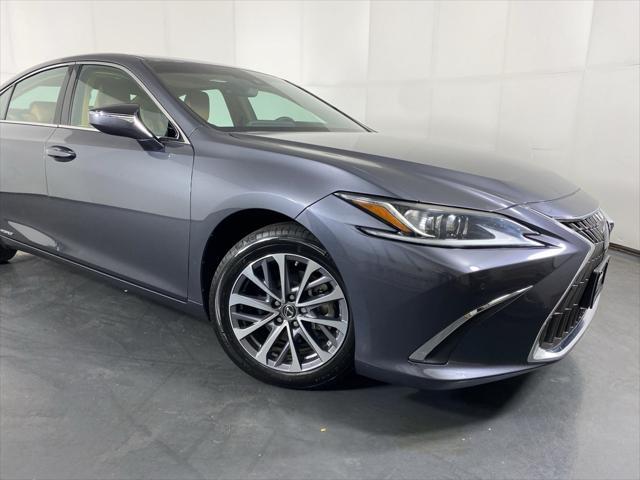 used 2022 Lexus ES 300h car, priced at $39,488