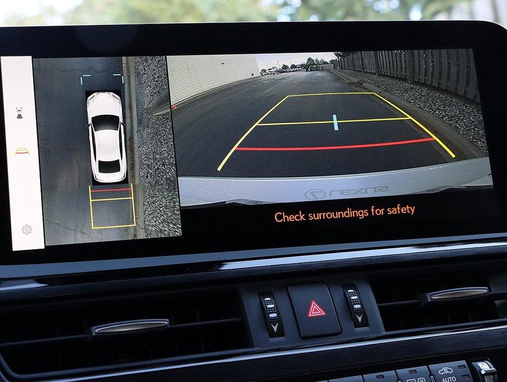 new 2025 Lexus ES 350 car, priced at $55,359