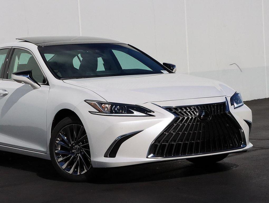 new 2025 Lexus ES 350 car, priced at $55,359