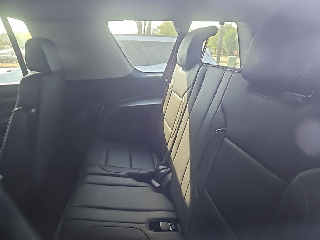 used 2016 Chevrolet Suburban car, priced at $19,488