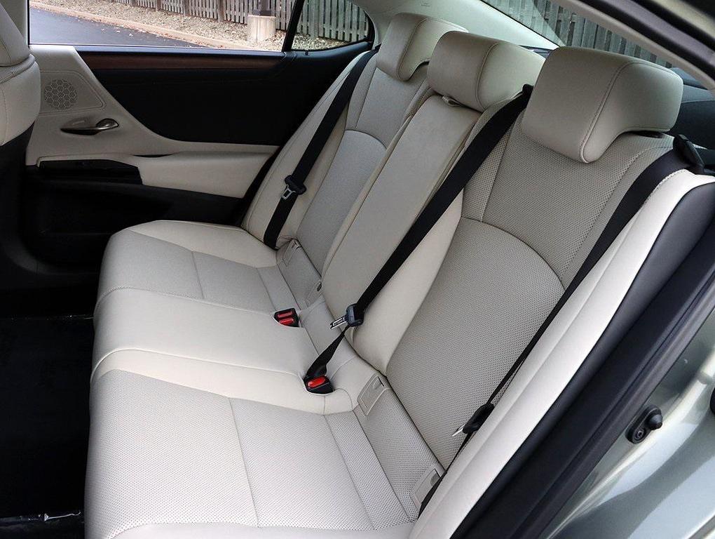 new 2025 Lexus ES 350 car, priced at $47,024