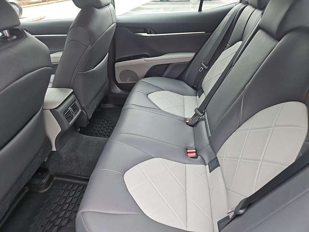 used 2018 Toyota Camry Hybrid car, priced at $21,988