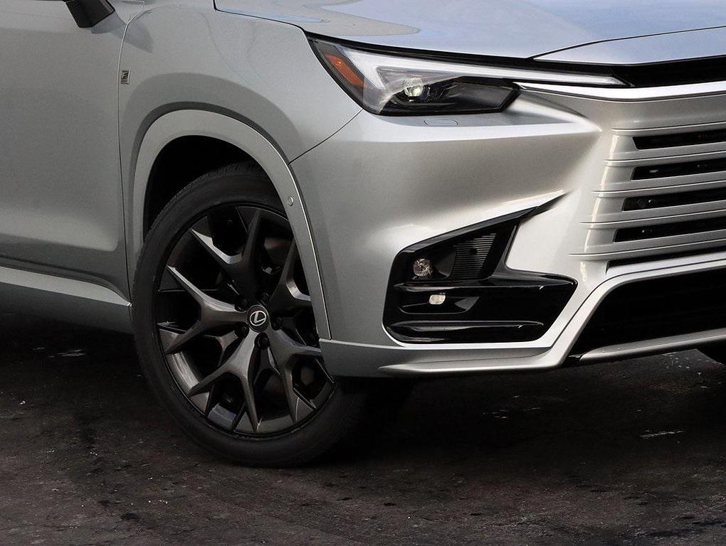 new 2026 Lexus TX 500h car, priced at $72,868