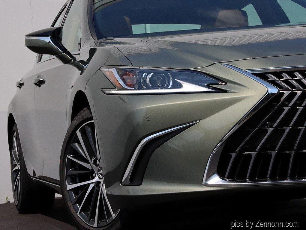 new 2025 Lexus ES 350 car, priced at $46,929