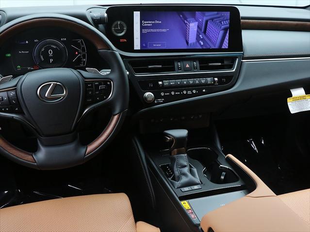new 2025 Lexus ES 300h car, priced at $55,049