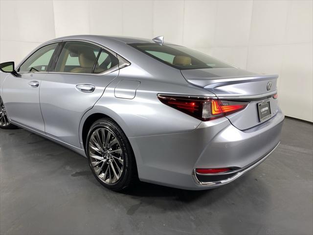 used 2024 Lexus ES 300h car, priced at $49,988