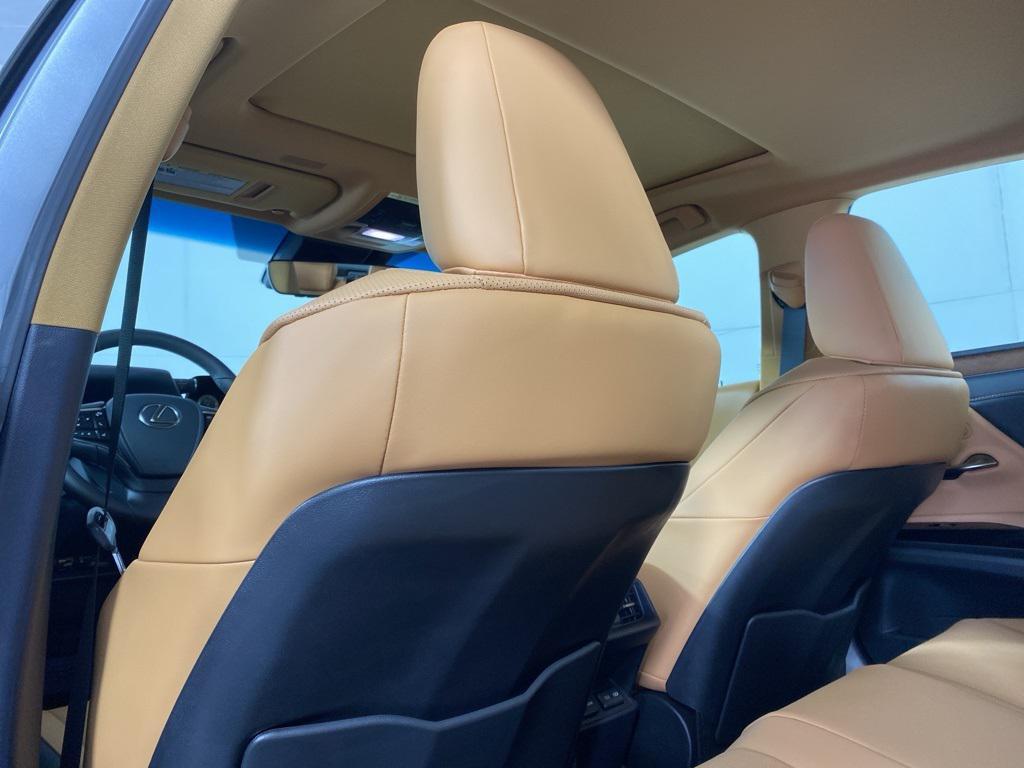 used 2025 Lexus ES 300h car, priced at $45,988
