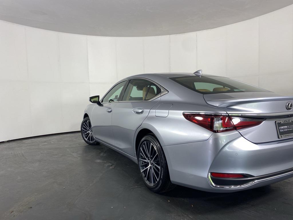 used 2025 Lexus ES 300h car, priced at $45,988