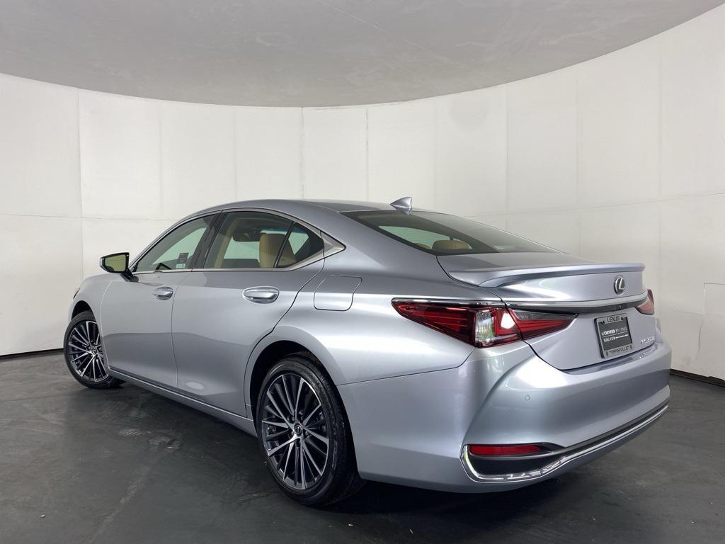 used 2025 Lexus ES 300h car, priced at $45,988